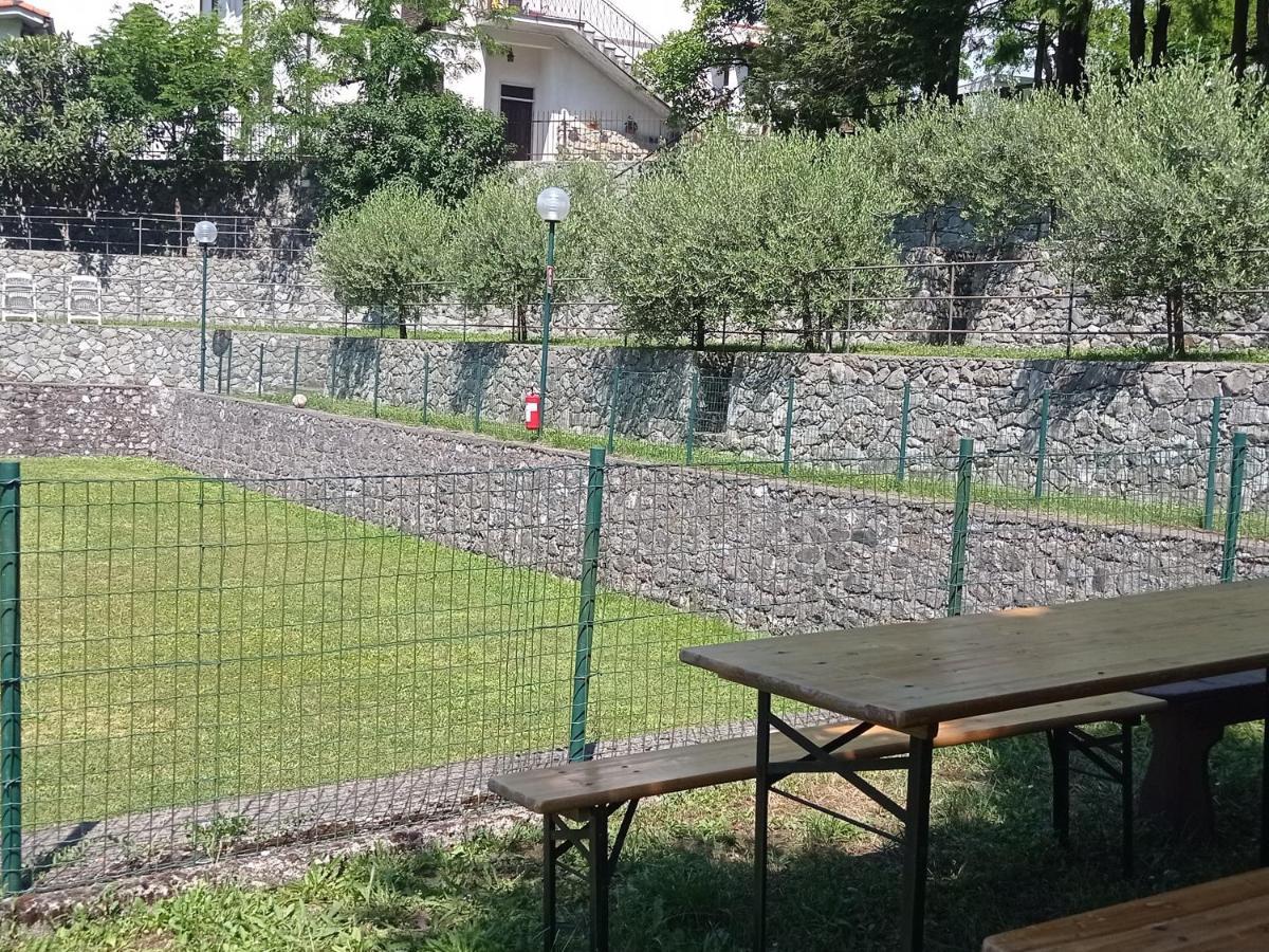 Parco Vacanze Bracchetto Vetta Hotel Carrodano Inferiore Exterior foto